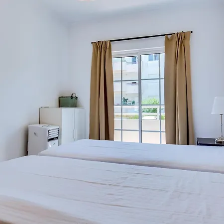 Apartment Jv Com 2 Quartos E Piscina, Vilamoura