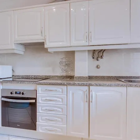 Jv Com 2 Quartos E Piscina, Vilamoura * Quarteira