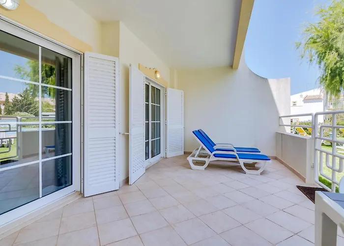 Jv Com 2 Quartos E Piscina, Vilamoura *